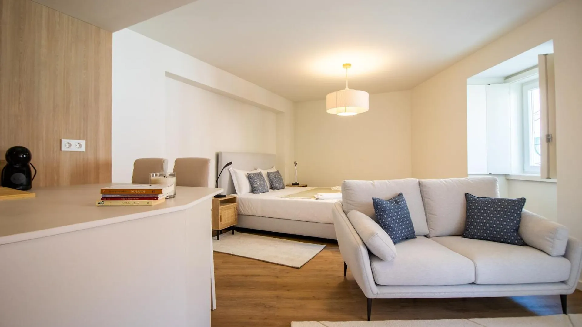 Reference Apartment T0 Lisbon