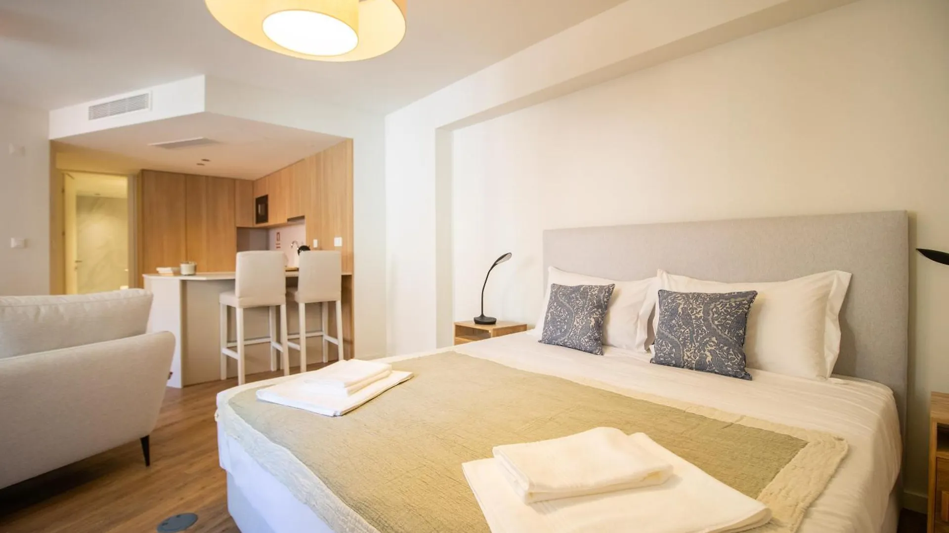 Reference Apartment T0 Lisbon