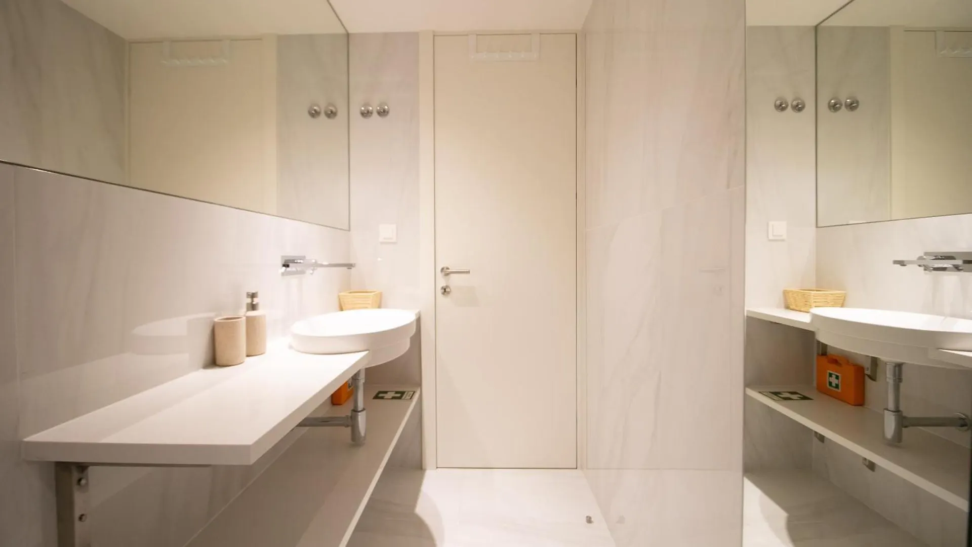 Reference Apartment T0 Lisbon
